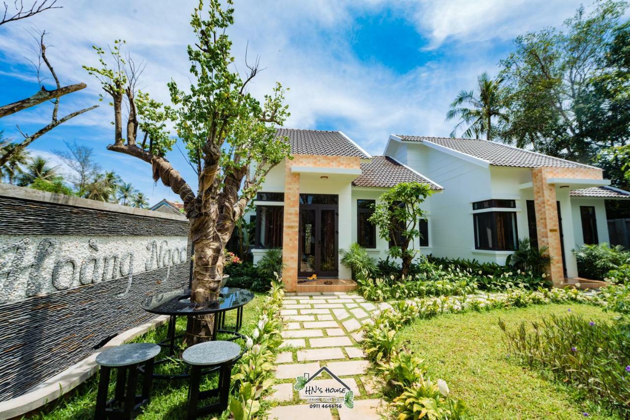 Отель Hoang Ngoc'S House Туихоа Экстерьер фото